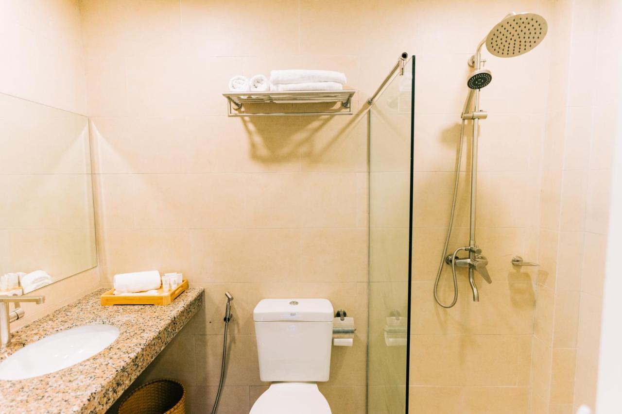 Holiday Suites Port Barton San Vicente  Buitenkant foto