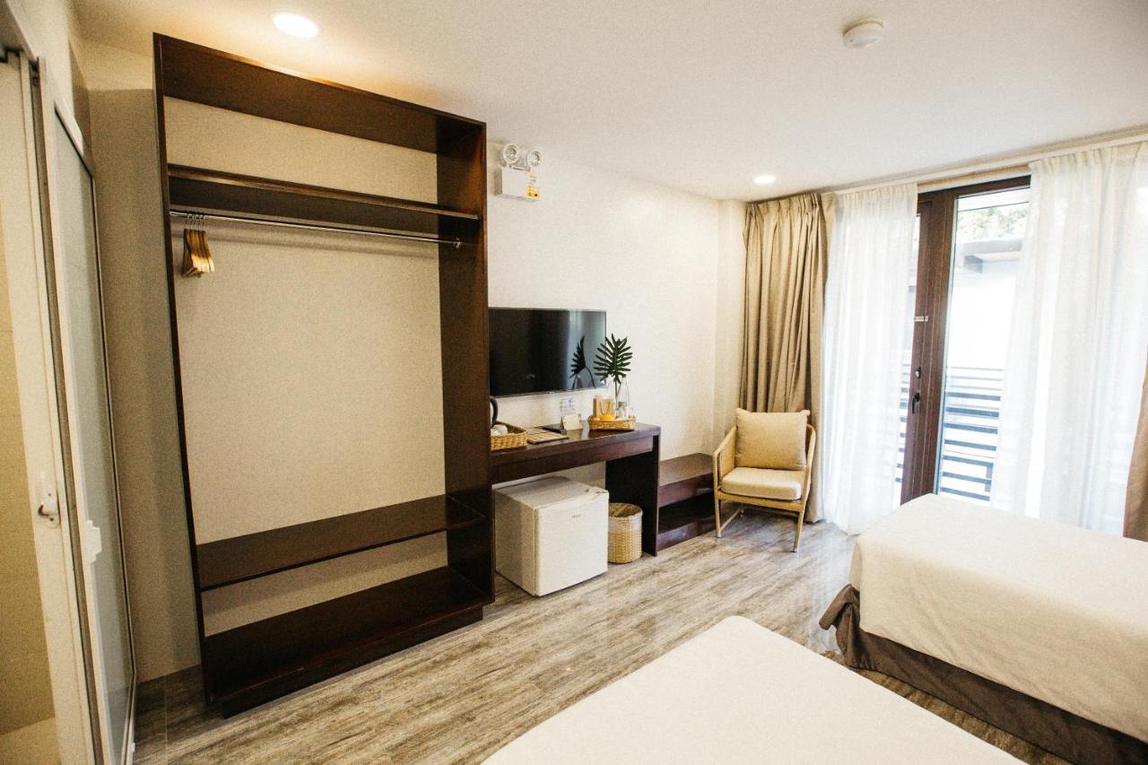 Holiday Suites Port Barton San Vicente  Buitenkant foto