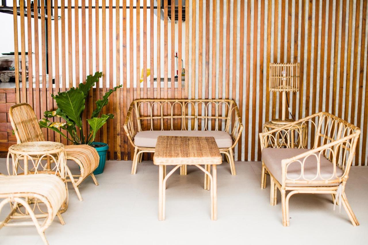 Holiday Suites Port Barton San Vicente  Buitenkant foto