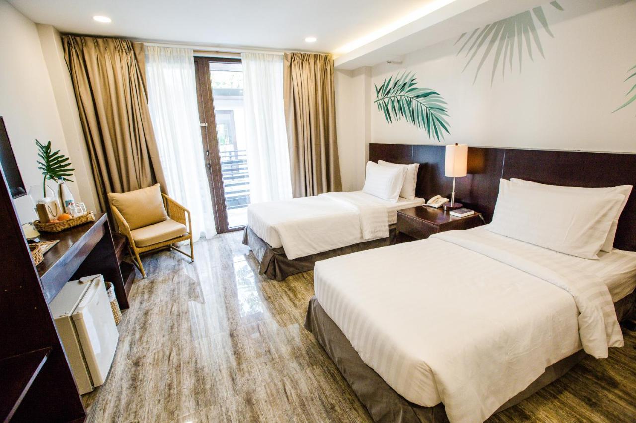 Holiday Suites Port Barton San Vicente  Buitenkant foto